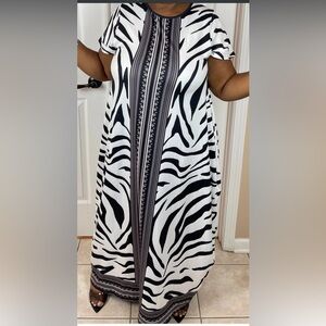 Black & White Zebra Print Women’s Dress